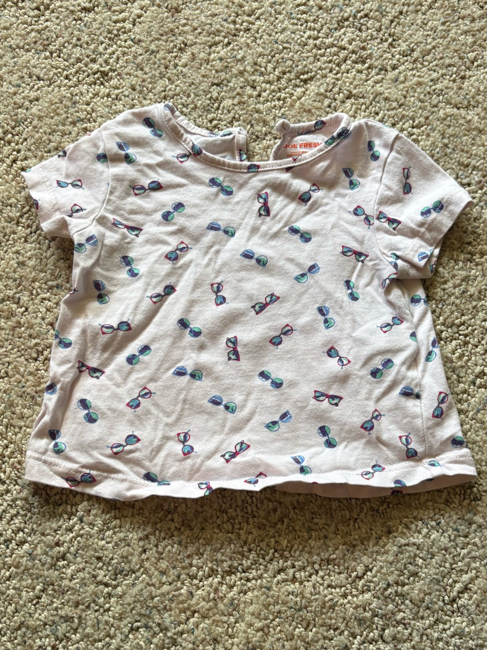 🩷 6 for $20 🩷 Carter's Light Pink Tee with Sunglasses Motif